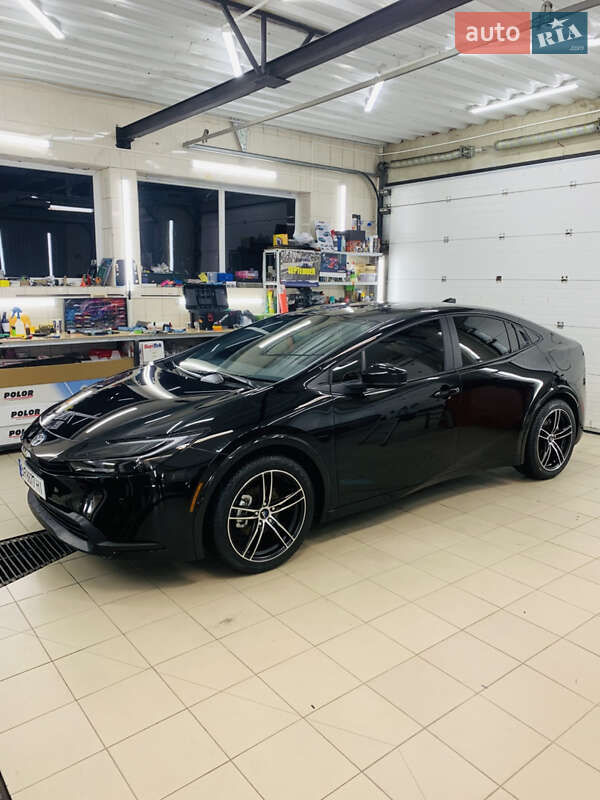 Хетчбек Toyota Prius 2024 в Одесі