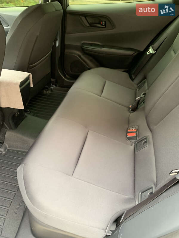 Хетчбек Toyota Prius 2024 в Одесі