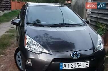 Хетчбек Toyota Prius 2012 в Києві