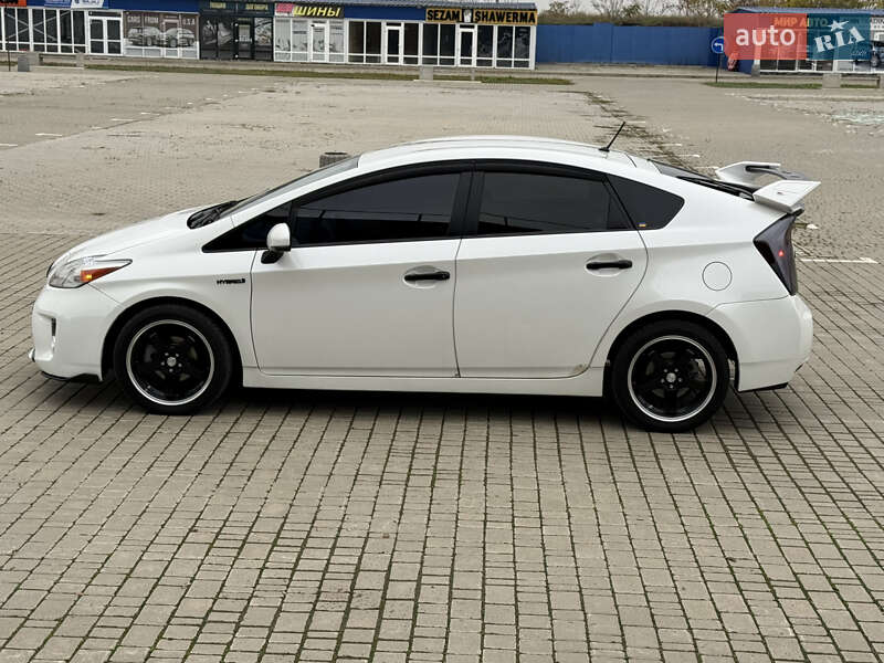 Хэтчбек Toyota Prius 2012 в Одессе