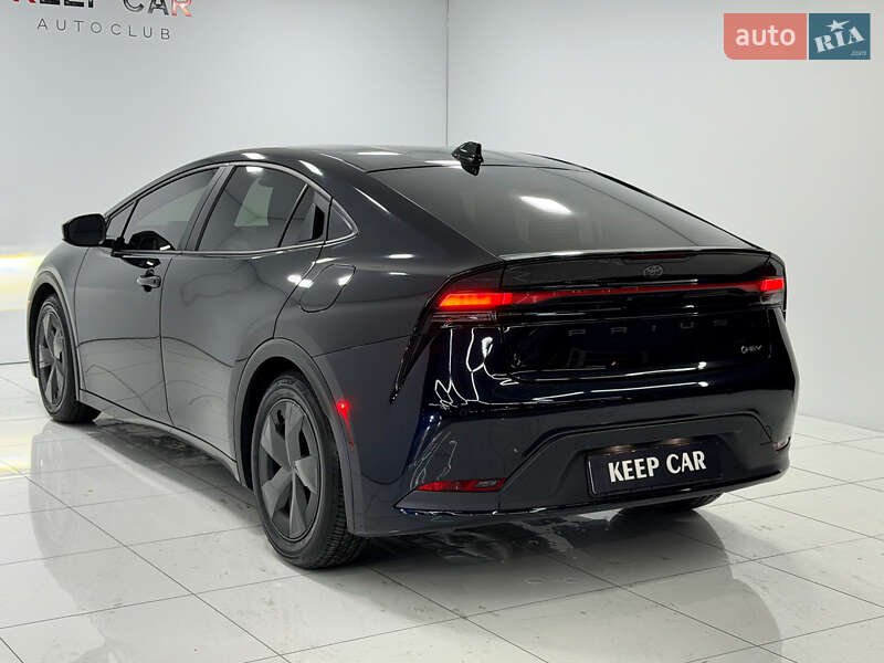 Хэтчбек Toyota Prius 2023 в Одессе