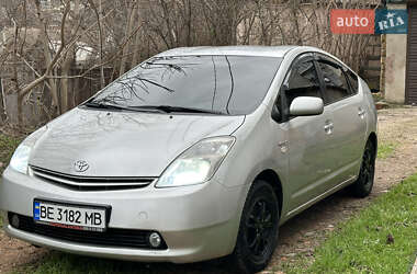 Хэтчбек Toyota Prius 2005 в Одессе