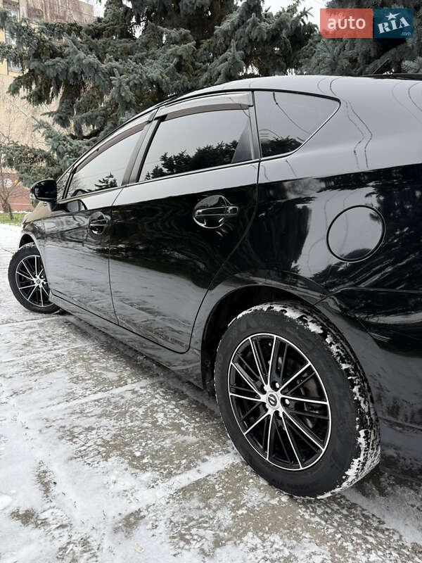 Хетчбек Toyota Prius 2014 в Одесі