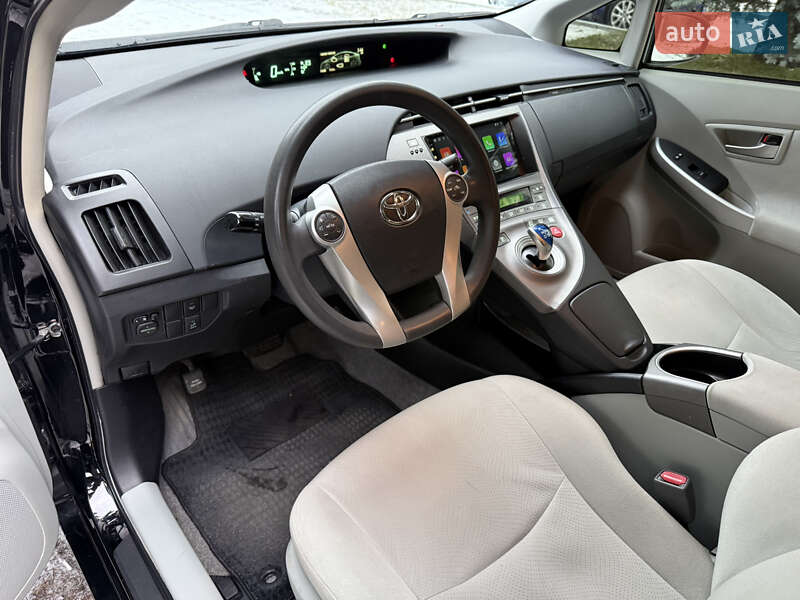 Хетчбек Toyota Prius 2014 в Одесі