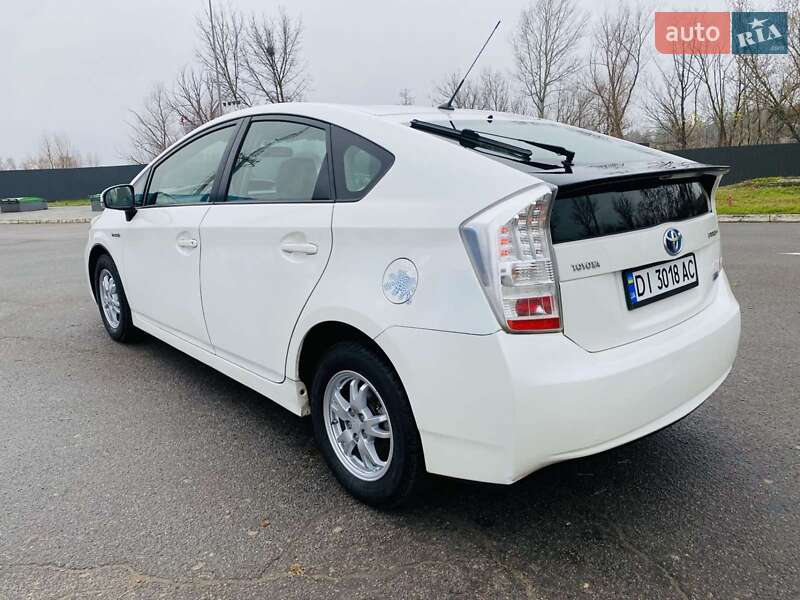Хэтчбек Toyota Prius 2010 в Харькове