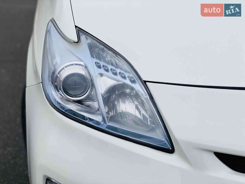 Хэтчбек Toyota Prius 2010 в Харькове