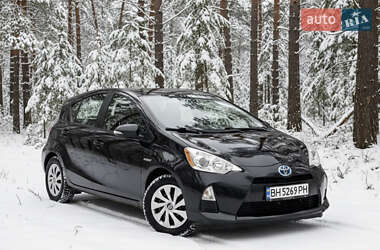 Хэтчбек Toyota Prius 2014 в Одессе