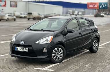 Хэтчбек Toyota Prius 2014 в Одессе