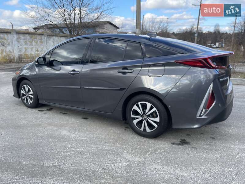 Хэтчбек Toyota Prius 2017 в Киеве фото 29 Хэтчбек Toyota Prius 2017 в Киеве