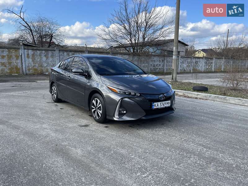 Хэтчбек Toyota Prius 2017 в Киеве фото 59 Хэтчбек Toyota Prius 2017 в Киеве