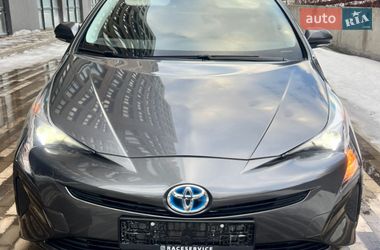 Хэтчбек Toyota Prius 2016 в Киеве
