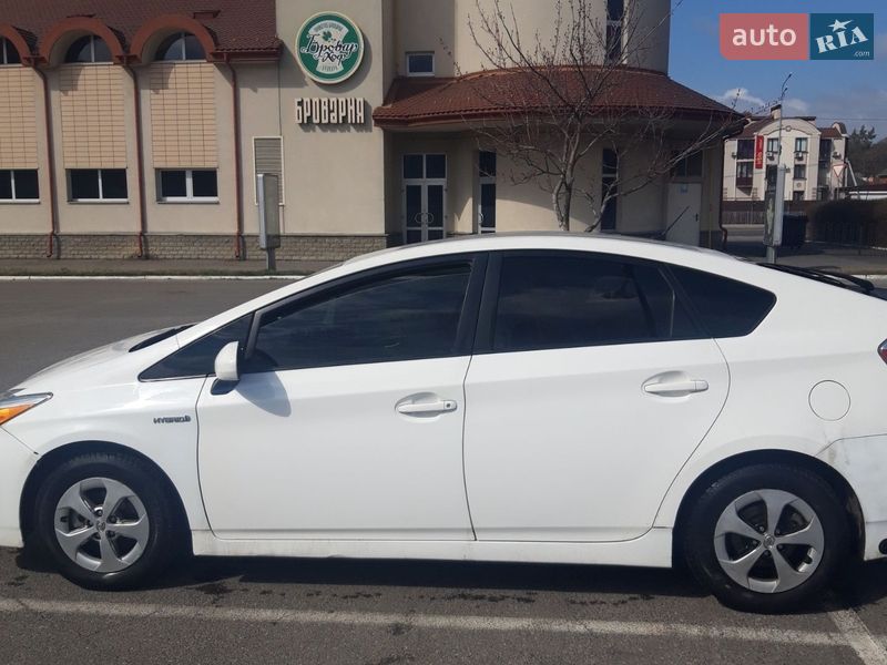 Хетчбек Toyota Prius 2013 в Броварах