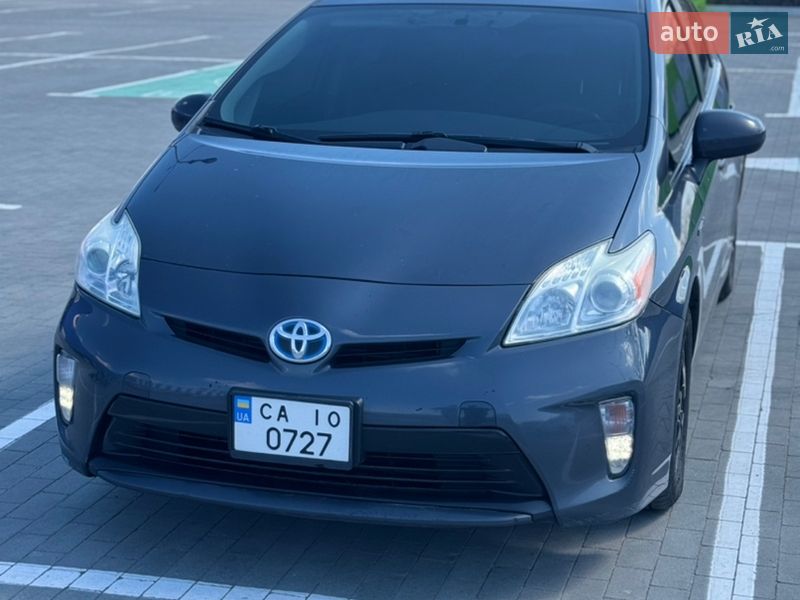 Хетчбек Toyota Prius 2013 в Умані