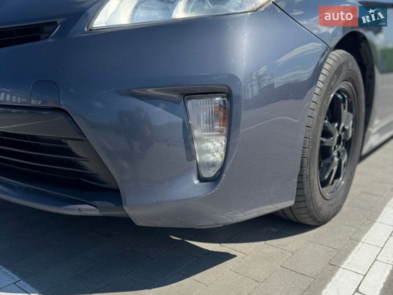 Хетчбек Toyota Prius 2013 в Умані
