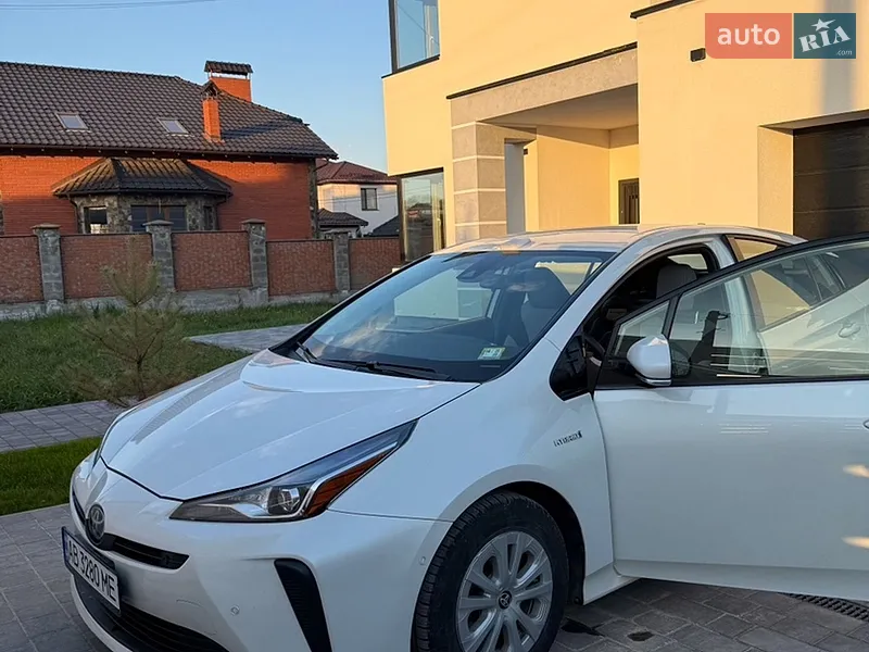 Toyota Prius 2018 VIN JTDKBRFU1J3603833 фото оголошення 12 з 55