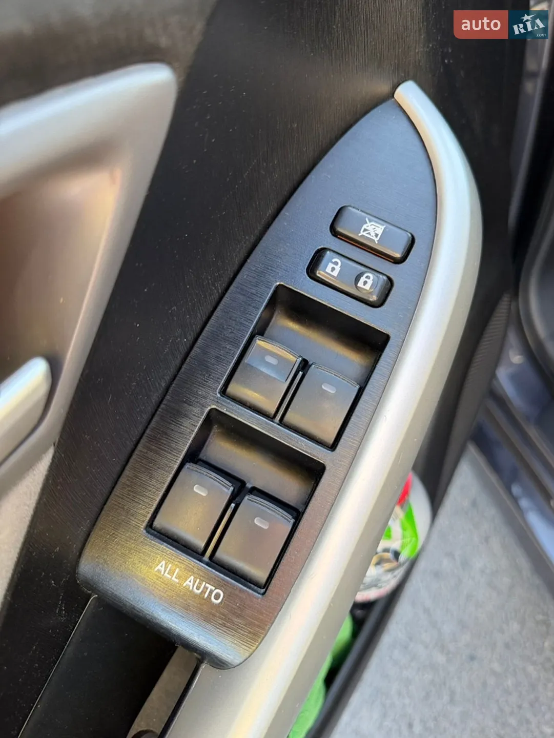 2015 Toyota Prius - мініатюра 12