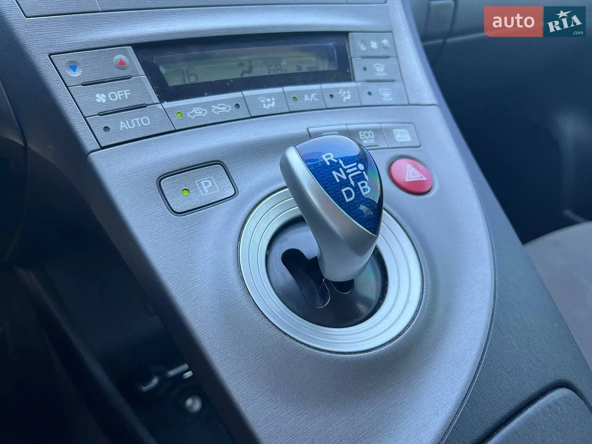 2014 Toyota Prius - мініатюра 27