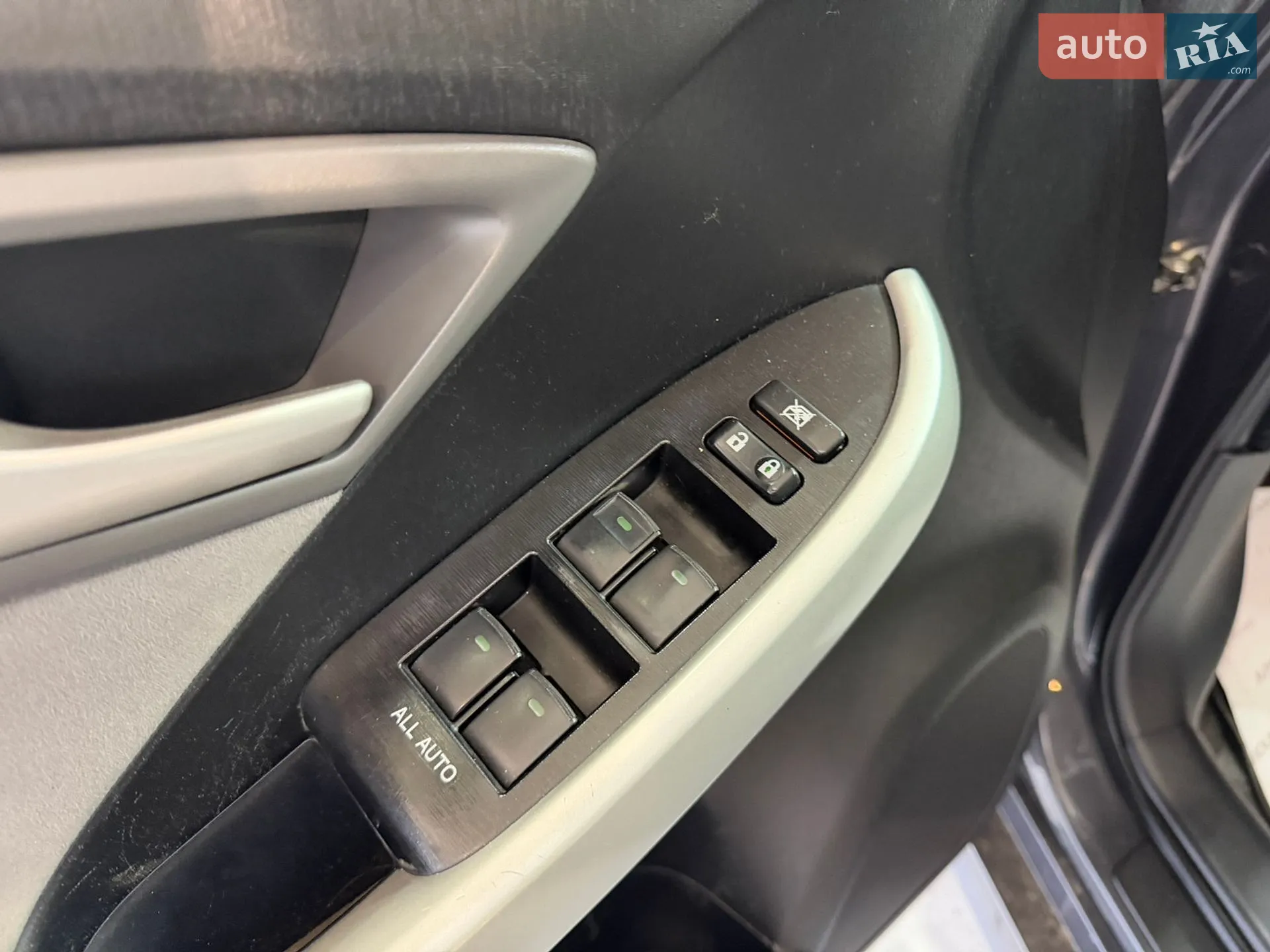 2014 Toyota Prius - мініатюра 10