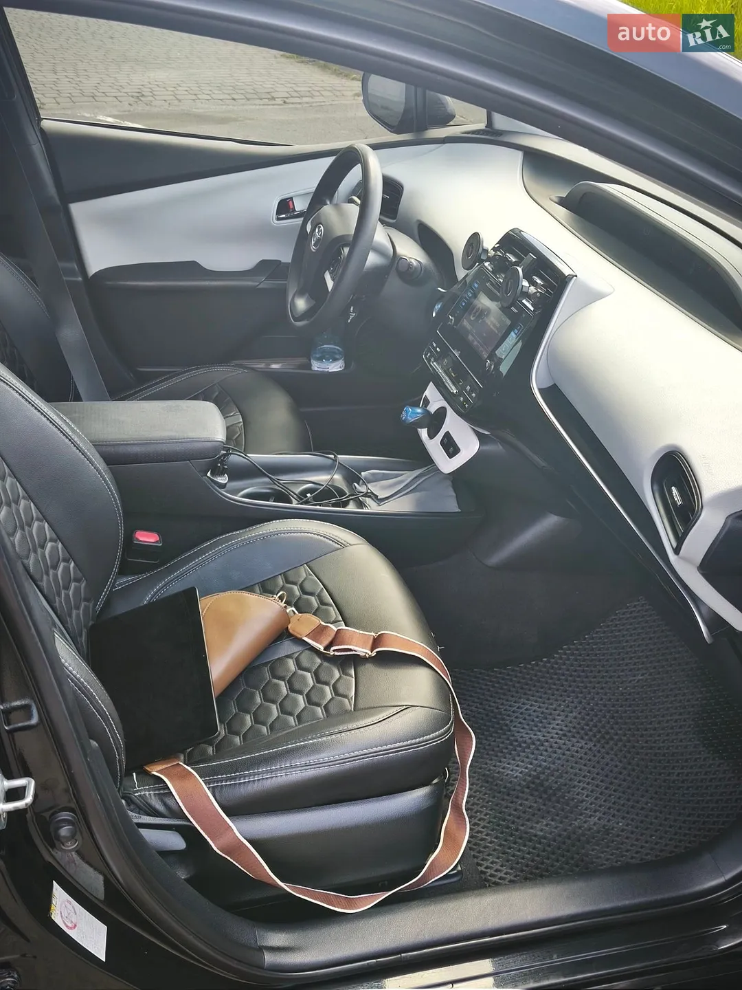 2016 Toyota Prius - мініатюра 21