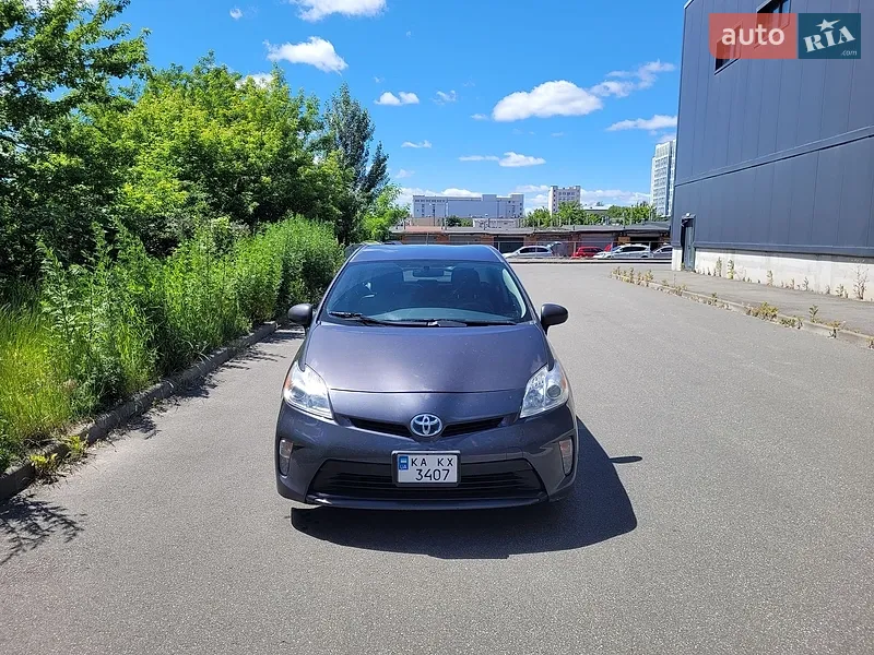 Toyota Prius 2015