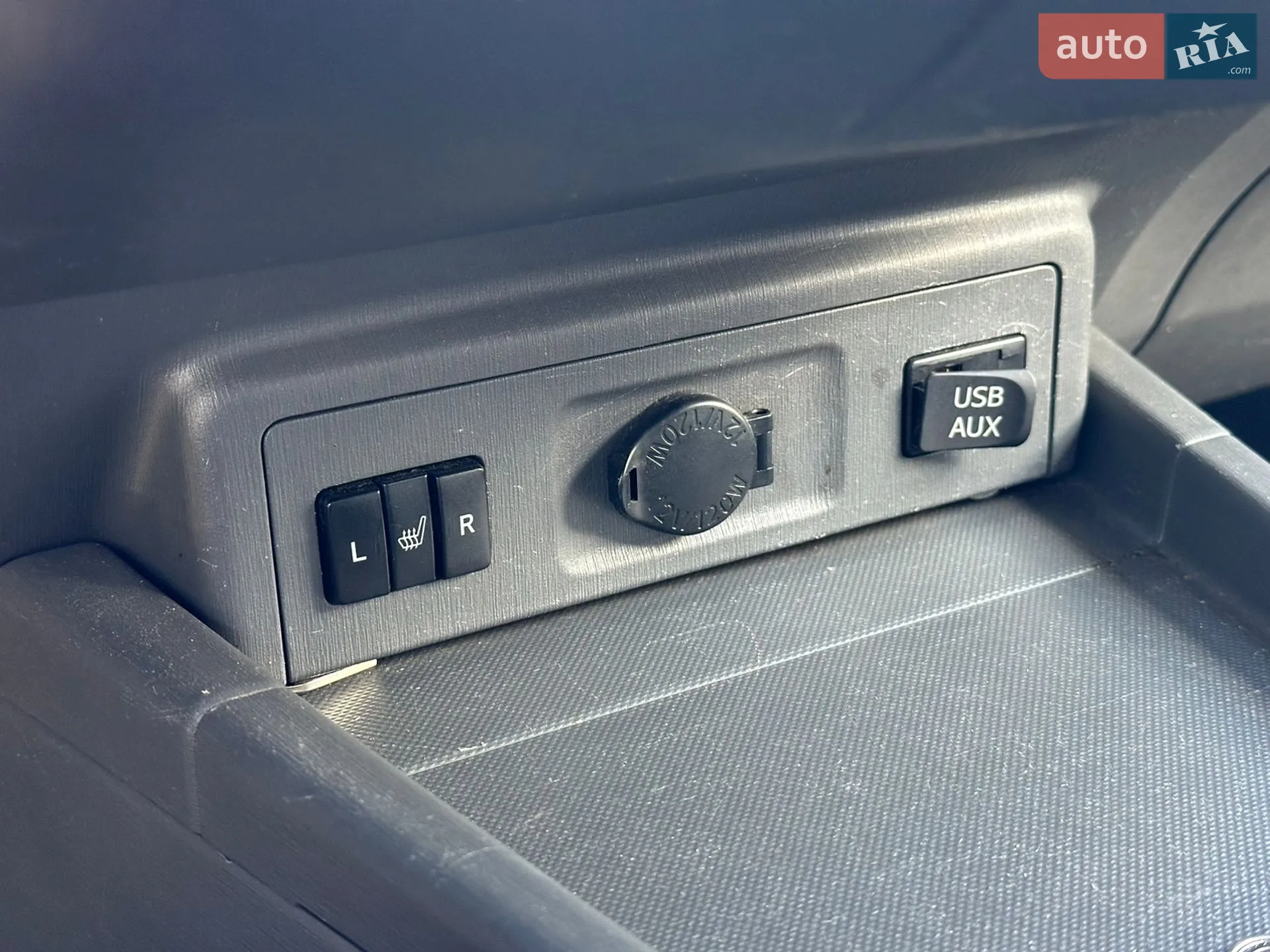 2012 Toyota Prius - мініатюра 34