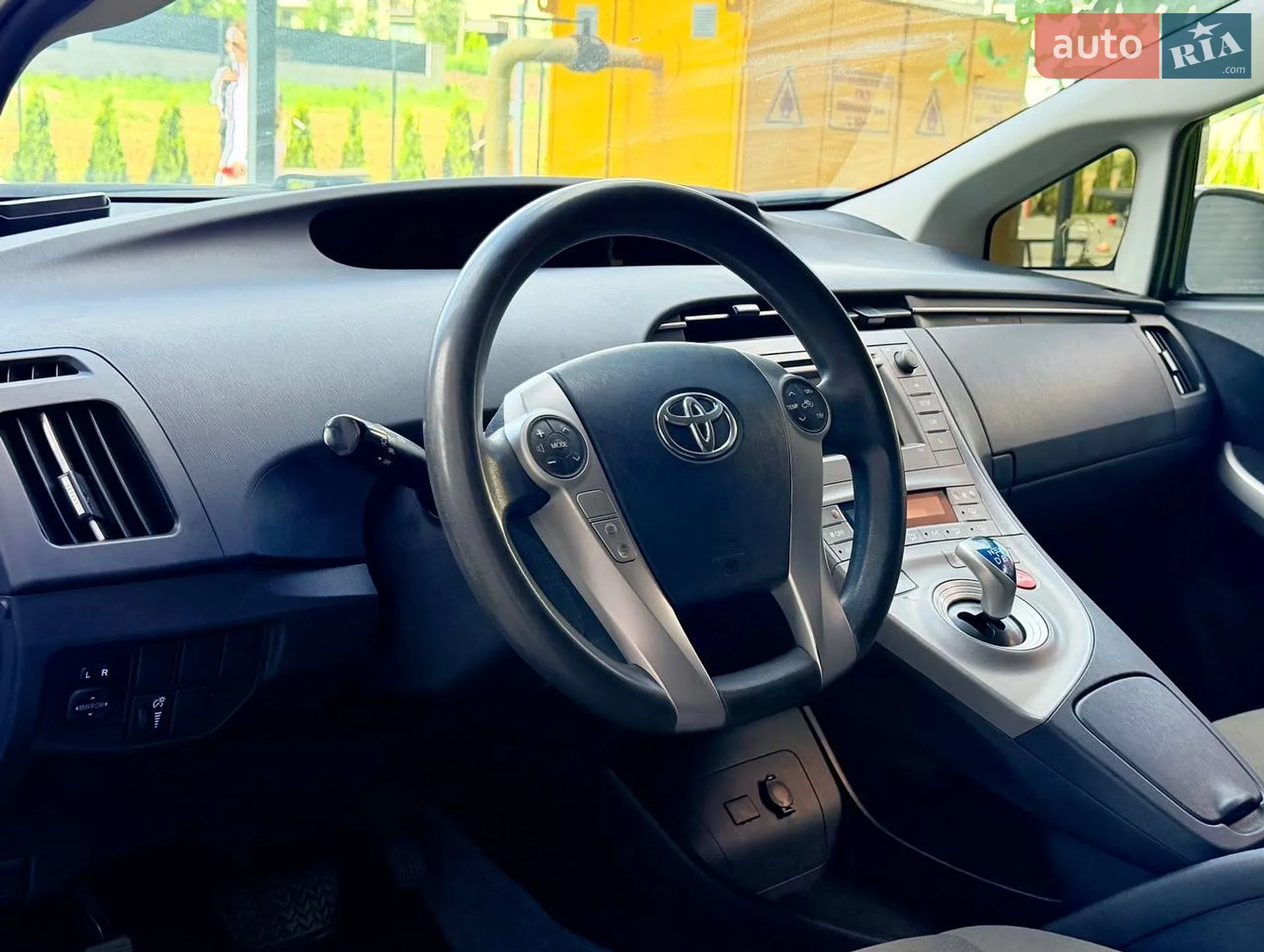 2015 Toyota Prius - мініатюра 4