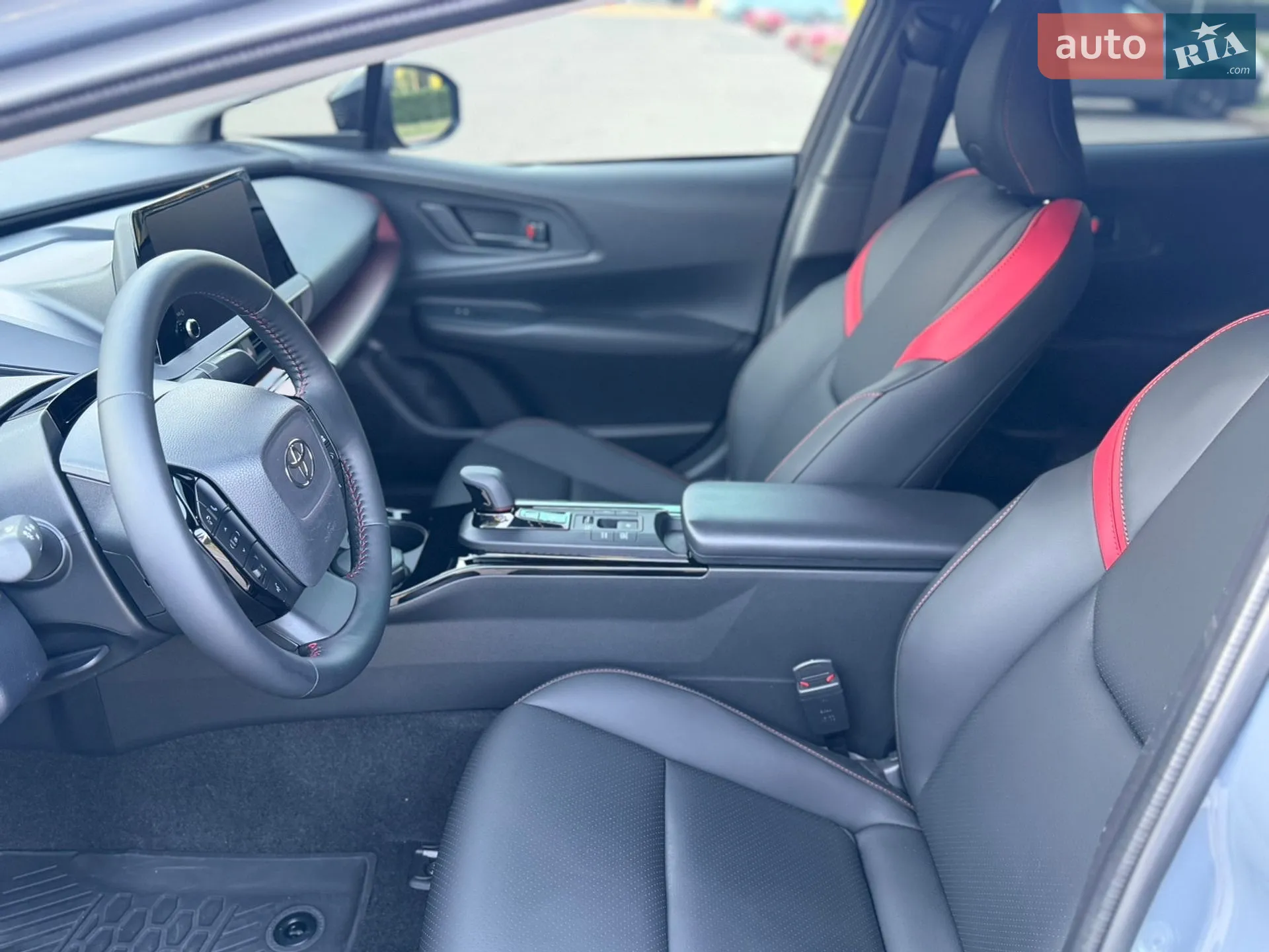 Toyota Prius Prime 2025 VIN JTDACACU3S3051557 фото оголошення 17 з 35