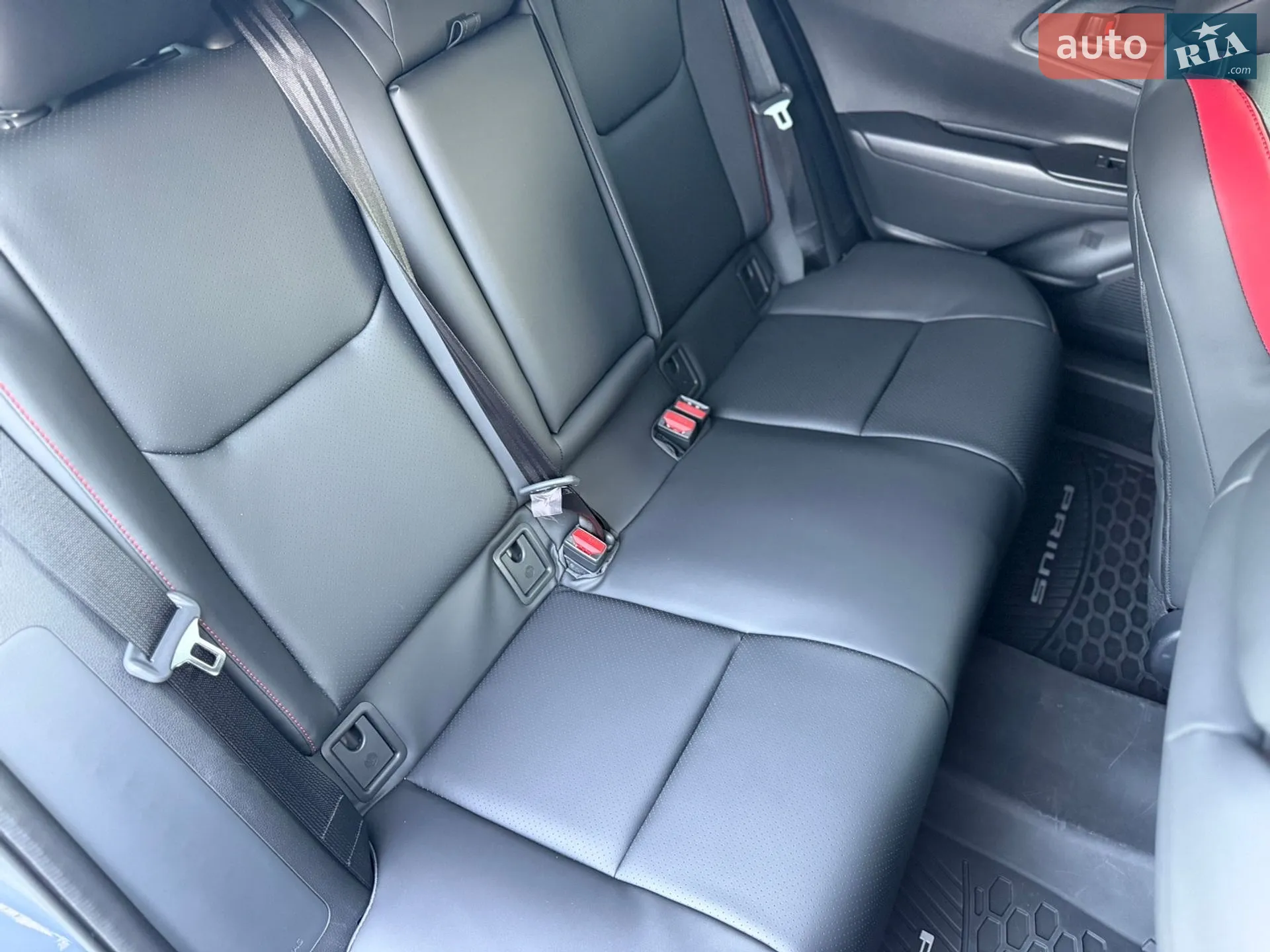 Toyota Prius Prime 2025 VIN JTDACACU3S3051557 фото оголошення 21 з 35