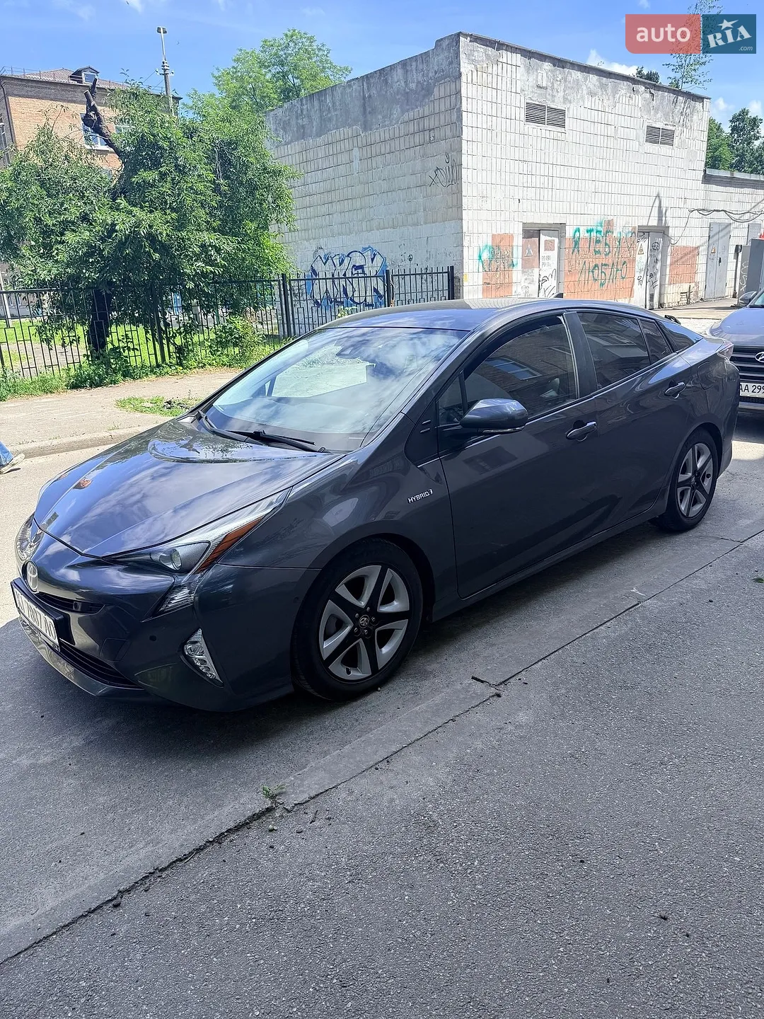 2015 Toyota Prius - мініатюра 2