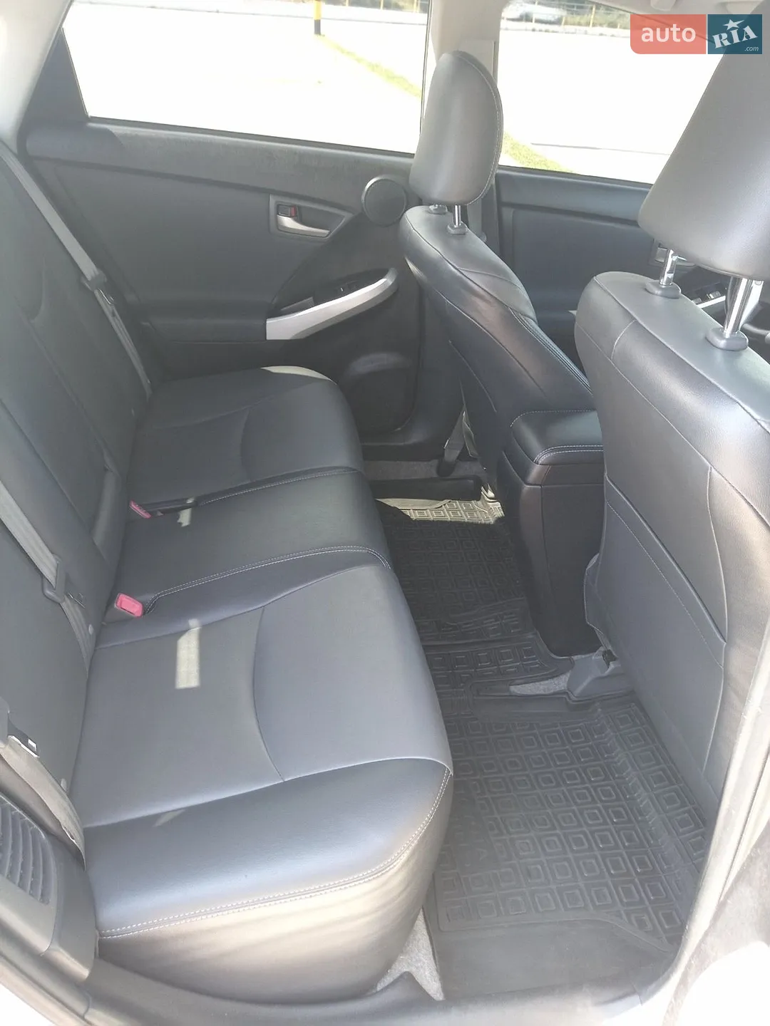 2013 Toyota Prius - мініатюра 8