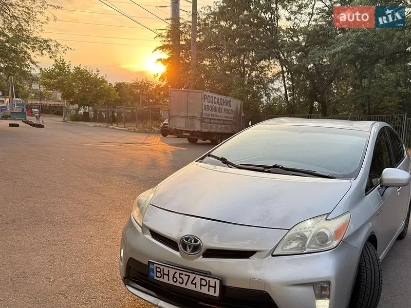 Toyota Prius 2012