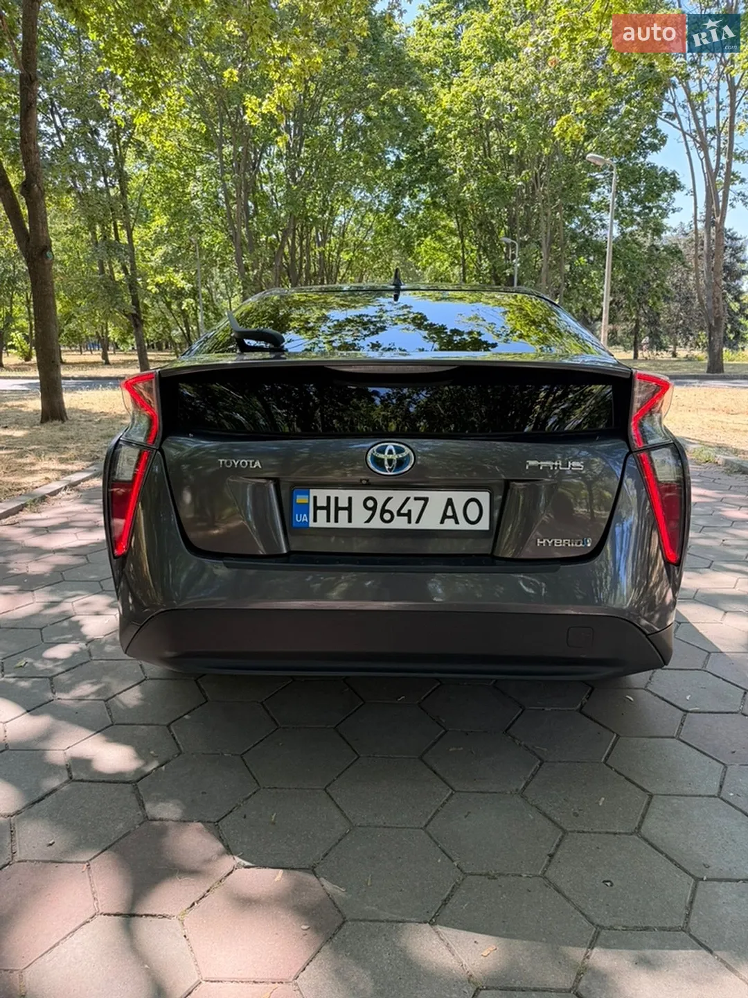 2016 Toyota Prius - мініатюра 8