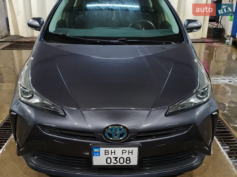 Toyota Prius 2021