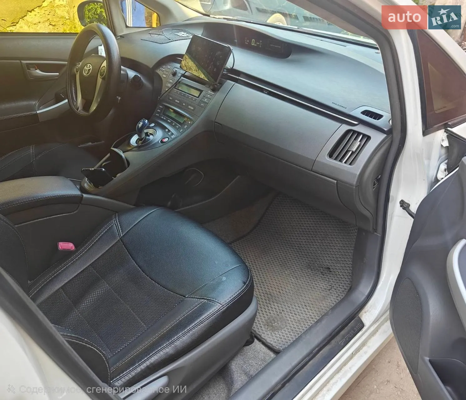 2010 Toyota Prius - мініатюра 2
