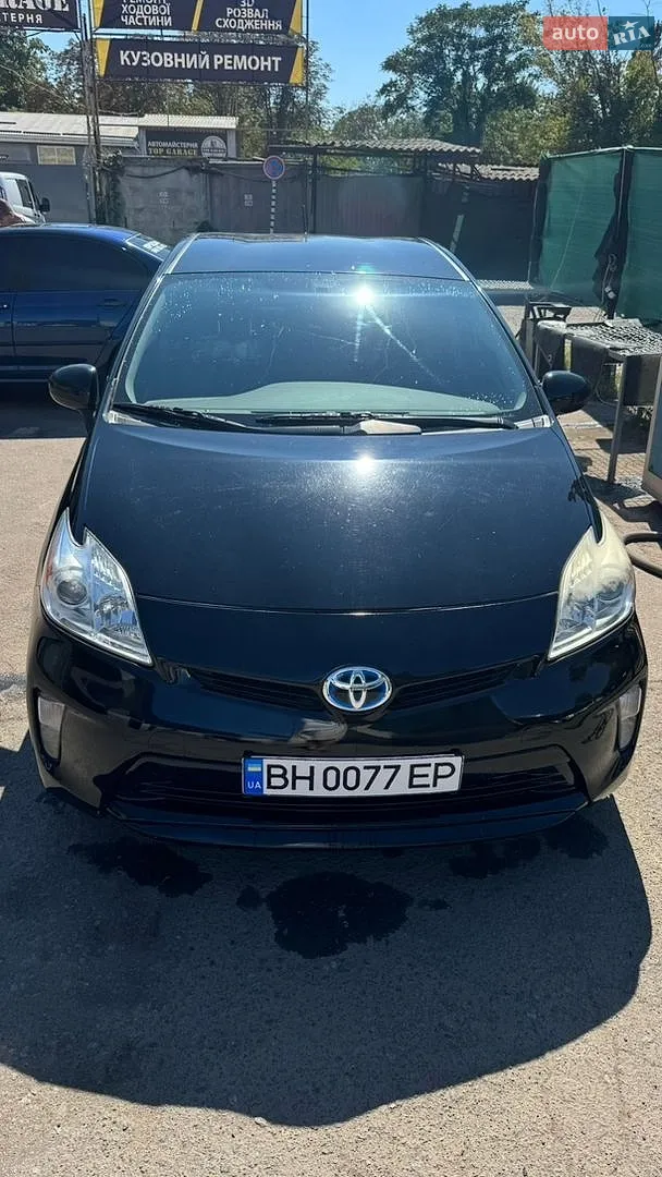 2015 Toyota Prius - мініатюра 3