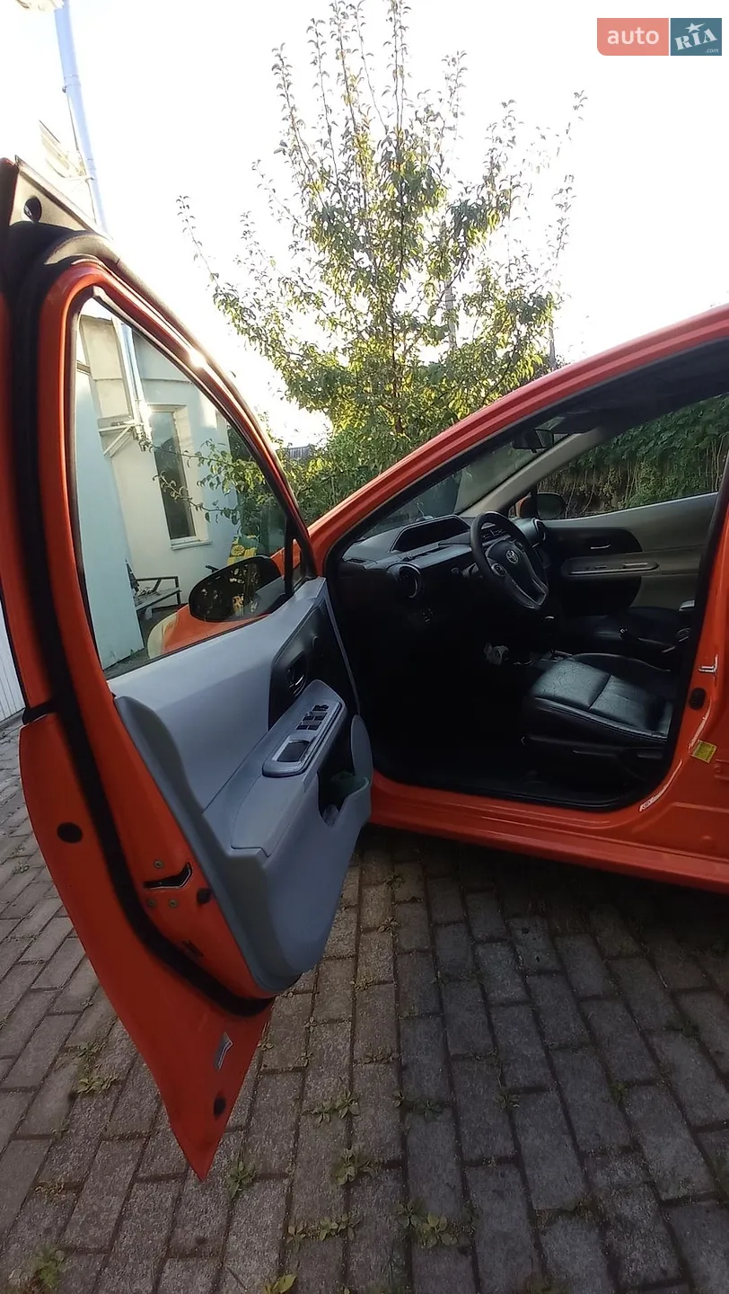 2012 Toyota Prius - мініатюра 8