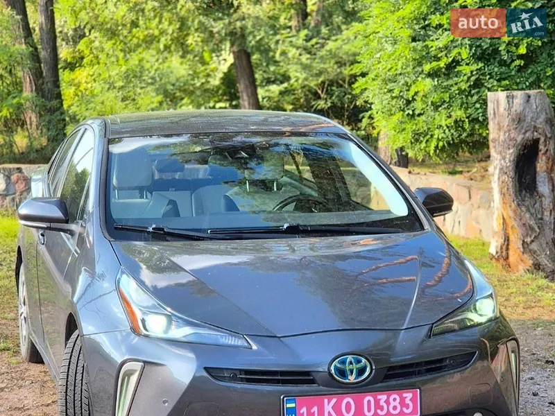Toyota Prius 2021