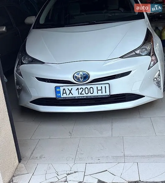 Toyota Prius 2017
