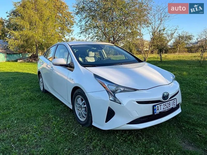 Toyota Prius 2016
