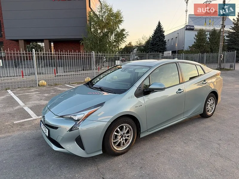 Toyota Prius 2016