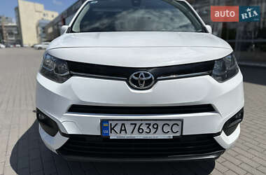 Минивэн Toyota Proace City 2021 в 