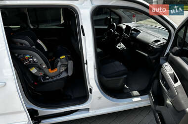 Минивэн Toyota Proace City 2021 в 