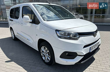 Минивэн Toyota Proace City 2021 в 