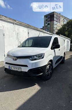 Вантажний фургон Toyota Proace City 2023 в Кривому Розі