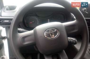 Грузовой фургон Toyota Proace City 2021 в 