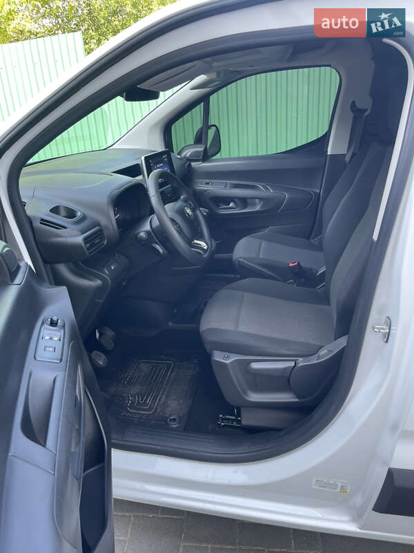 Грузовой фургон Toyota Proace City 2022 в Долине фото 11 Грузовой фургон Toyota Proace City 2022 в Долине