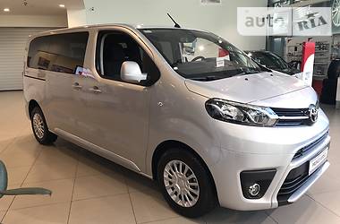 Минивэн Toyota Proace Verso 2018 в Запорожье