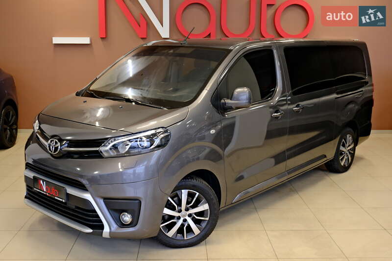 Мінівен Toyota Proace Verso 2022 в Одесі
