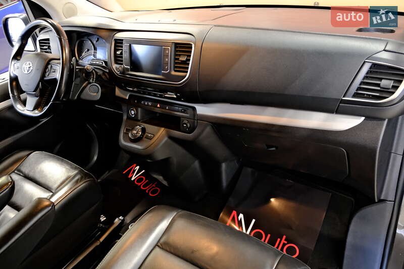 Мінівен Toyota Proace Verso 2022 в Одесі