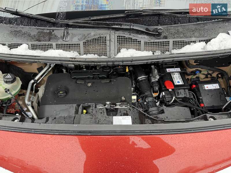 Минивэн Toyota Proace Verso 2022 в Калуше